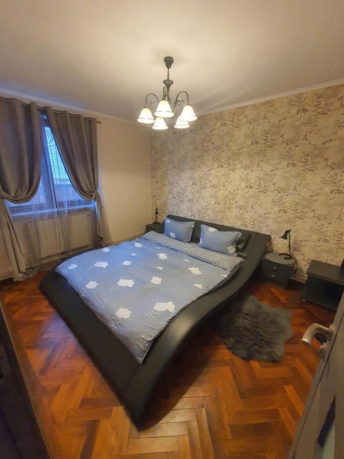 Comfort Home Apartment 1 Петрошань Екстер'єр фото